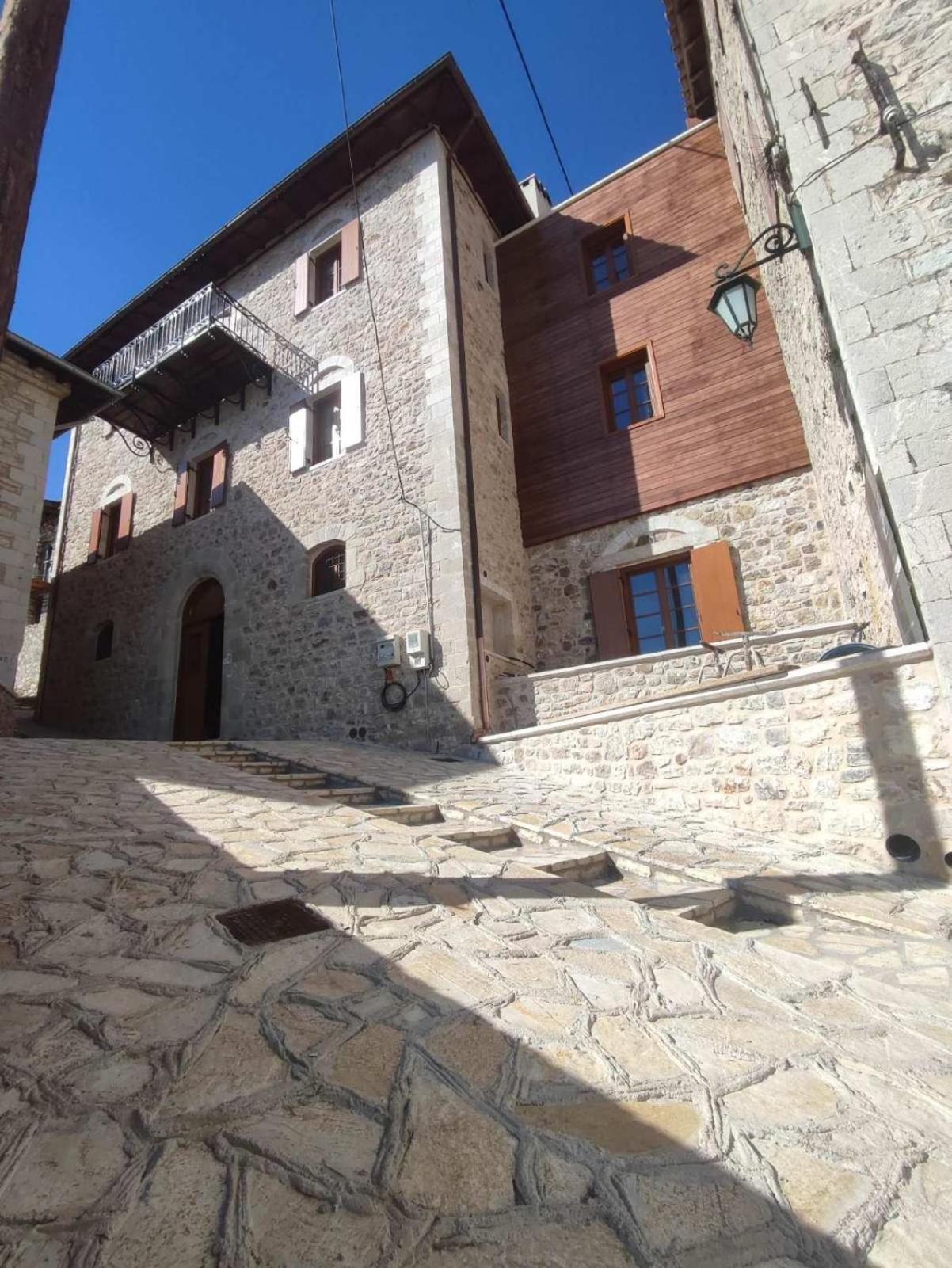 Μikri Arktos Boutique Hotel 蒂米萨那 外观 照片